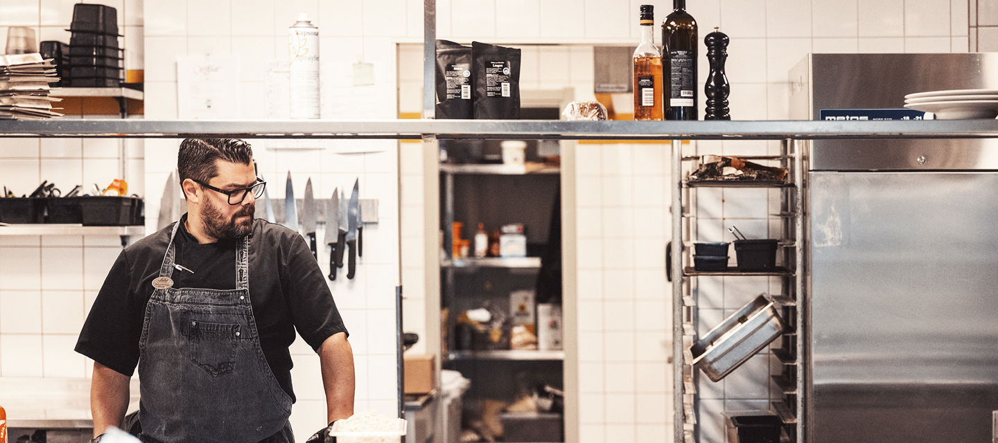 Kökspersonal i restaurangens kök