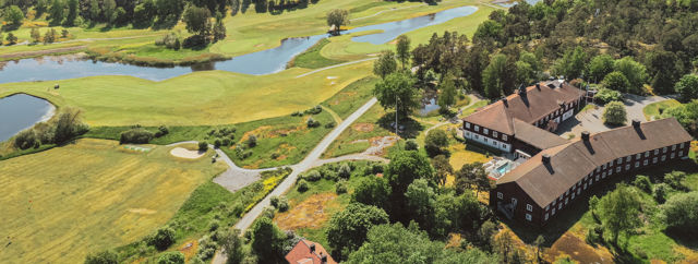 Fågelbro Säteri är beläget på Värmdö, endast ca 40 minuter från Stockholm